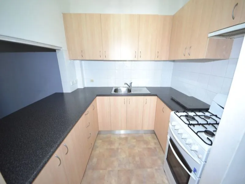 Large Unit High Ceilings.. 