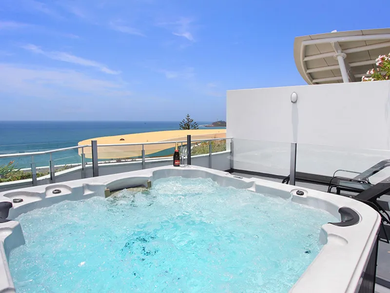RARE SIROCCO PENTHOUSE