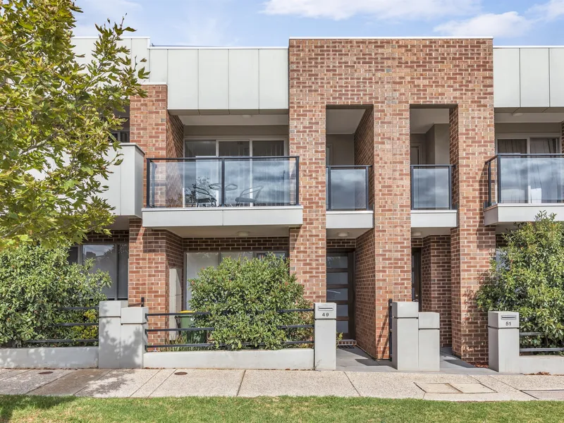 Modern Metricon Townhouse
