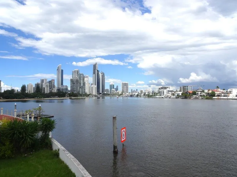 Premier Main River Paradise Waters Position