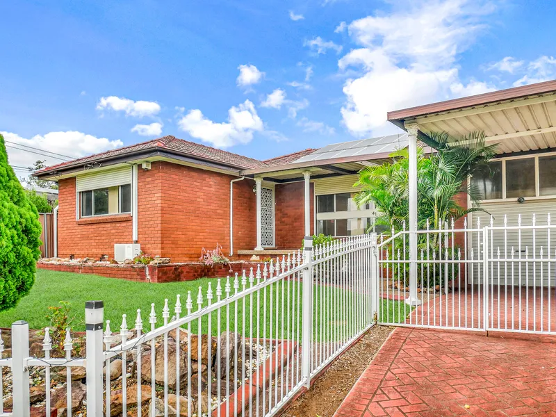 THE PERFECT FAMILY HOME!!