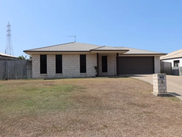 SPACIOUS FAMILY HOME