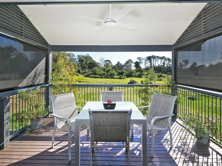 GREAT COMMUNITY - COMFORTABLE SINGLE LEVEL LIVING