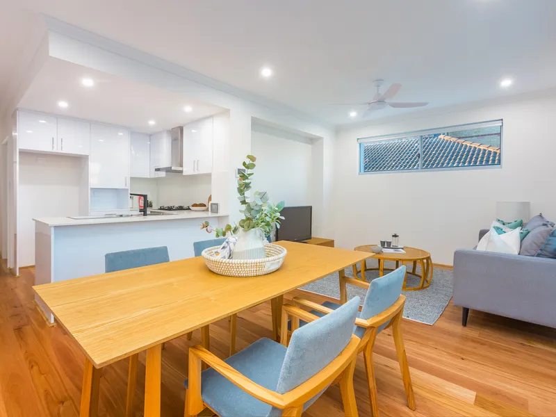 HOME OPEN THIS SAT 16TH OCT - 1.30 - 2.15PM