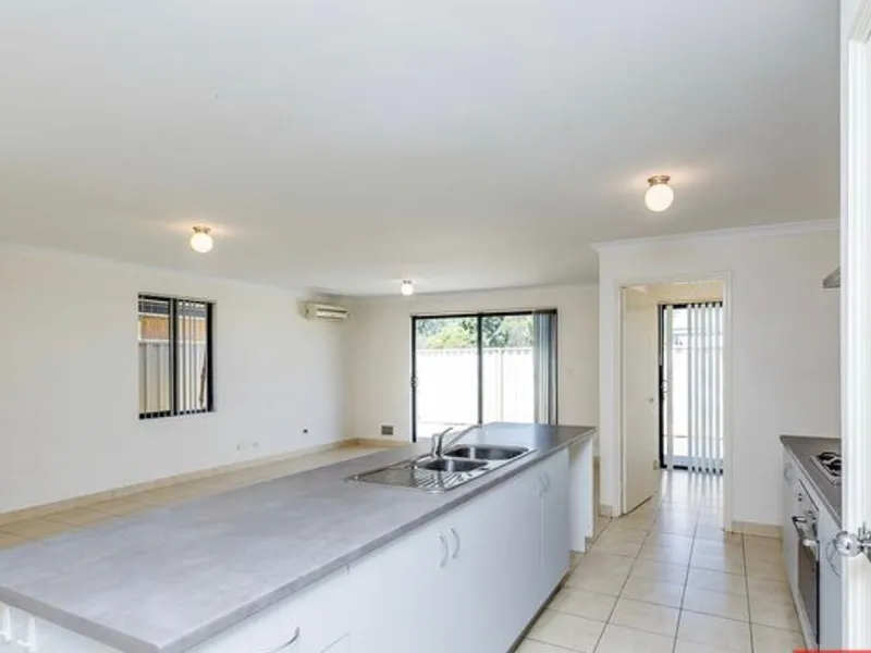 Open Plan 3 x 2 Villa in Secure Complex