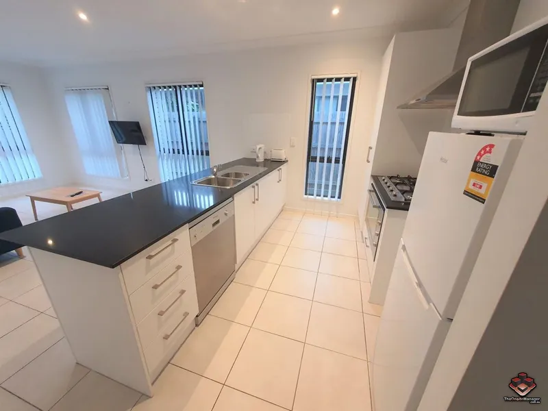 Modern, Furnished + all bills incl.