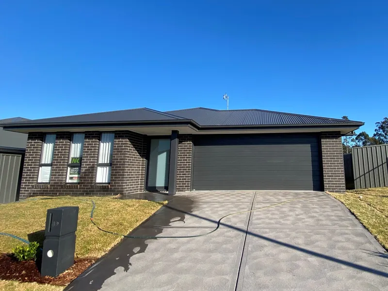 Brand New Home in Brentwood Estate