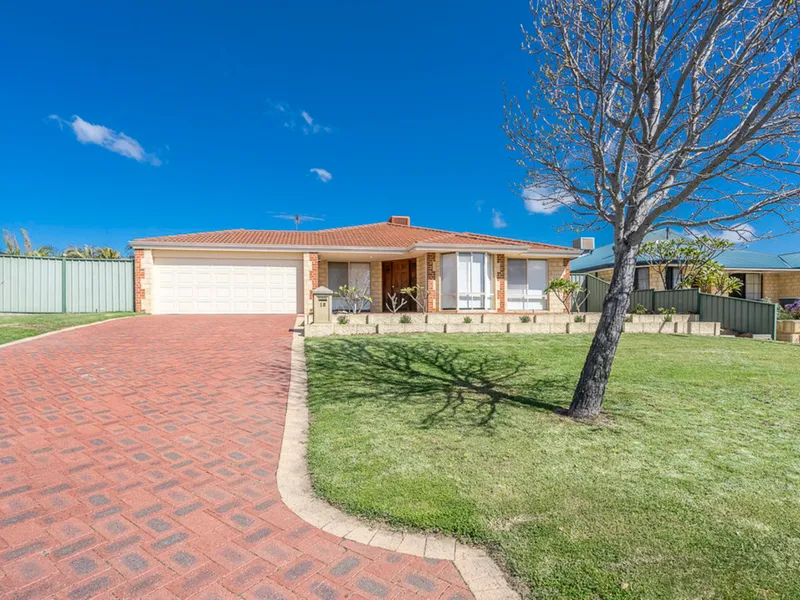 SPACIOUS HOME SURROUNDED BY BEAUTIFUL NATURE