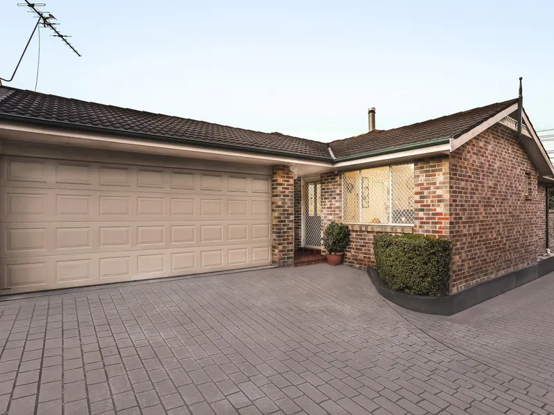 Neatly presented low maintenance villa in ideal location