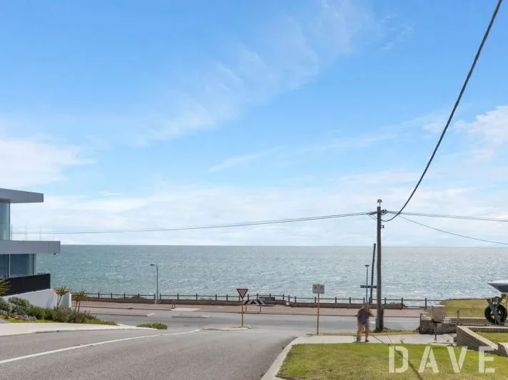 Large Villa meters from beach shops restaurants, Doctors/Dentis, bus and more.