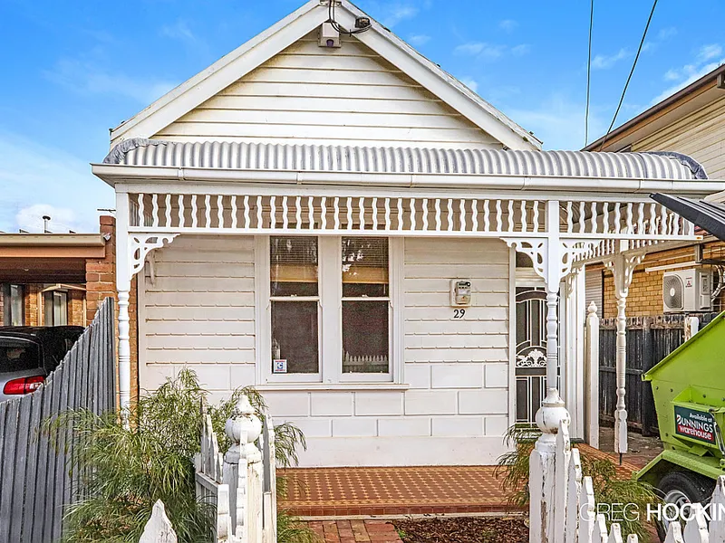 Four bedroom period gem!