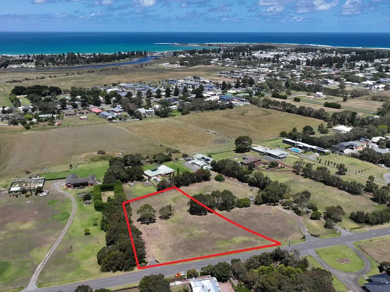 Mixed Use Vacant Block