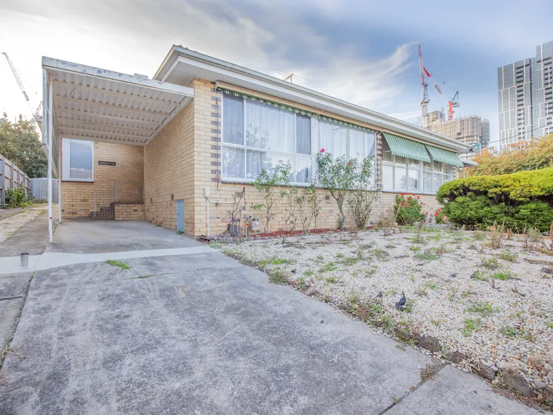 Walk to Work or School (Water bill included, Optional - Partially Furnished)