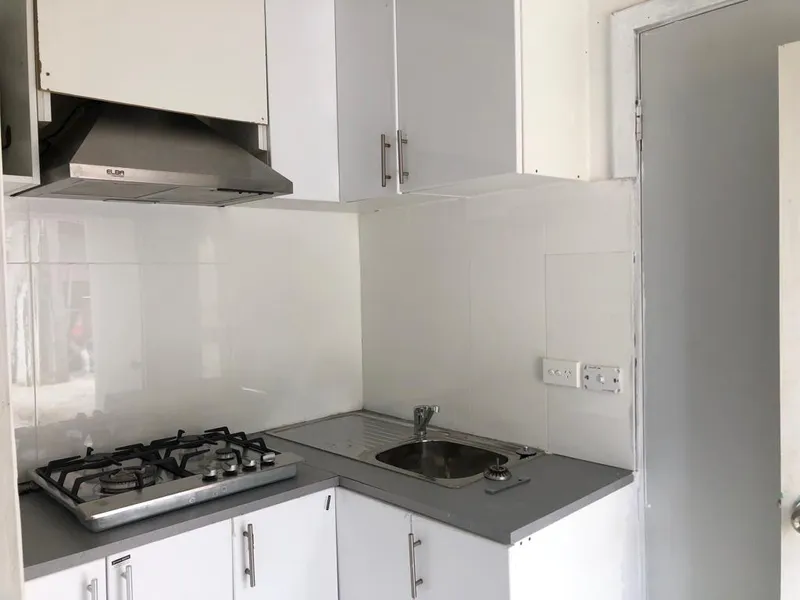 ALL BILLS INCLUDED 1 large bedroom granny flat for Rent in 33 RAILWAY STREET, ROCKDALE,NSW-2216. Only $250 p/w.
