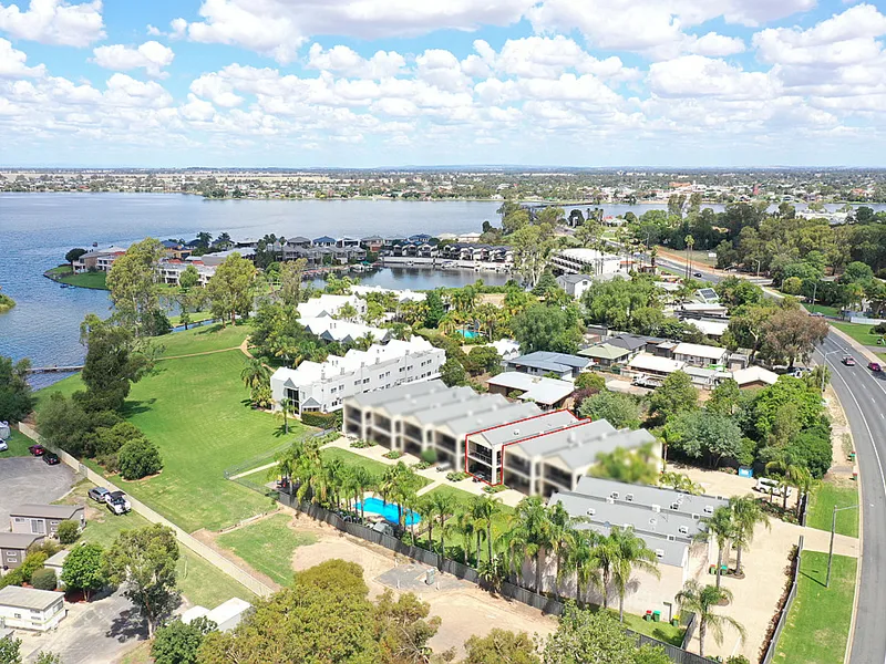 Live your best life here!