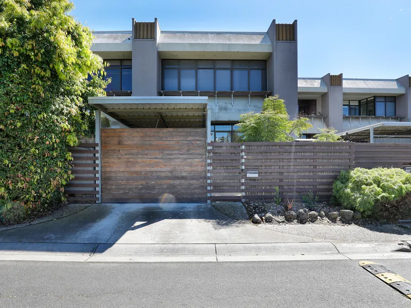 Spacious Family Home in Yarraville