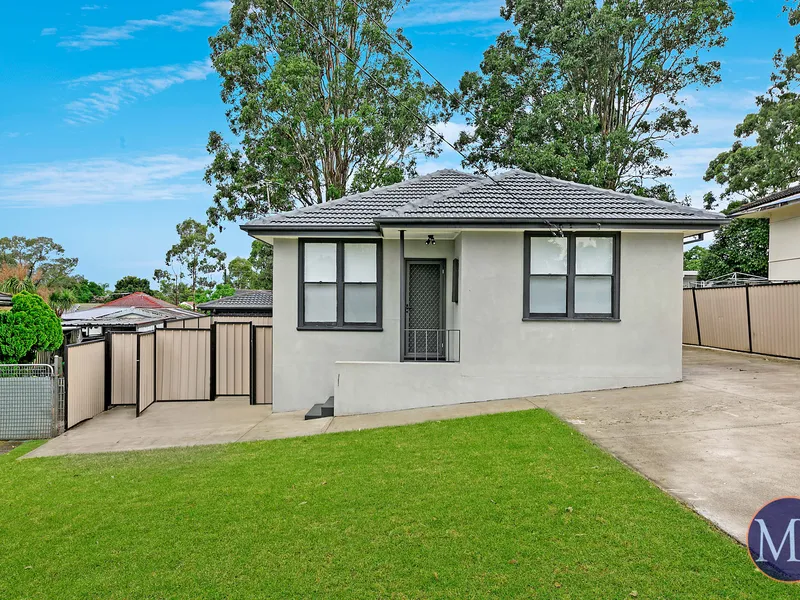 FULL RENOVATION - STUDY - STUDIO - CLOSE TO SCHOOLS, SHOPS & TRANSPORT!