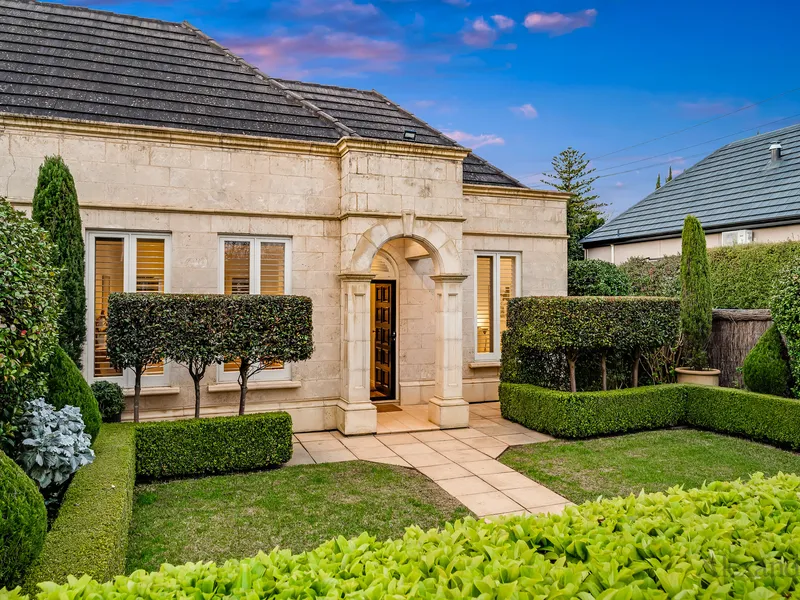 Immaculate stone fronted torrens titled residence with valuable rear access.