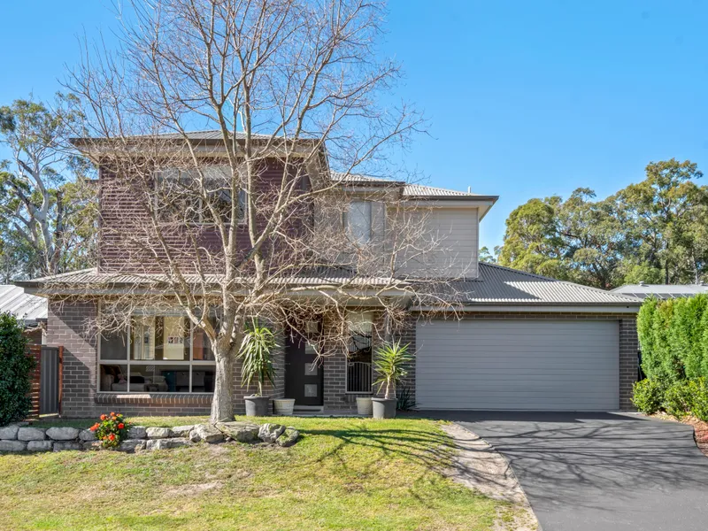 Relaxed Lakeside Living