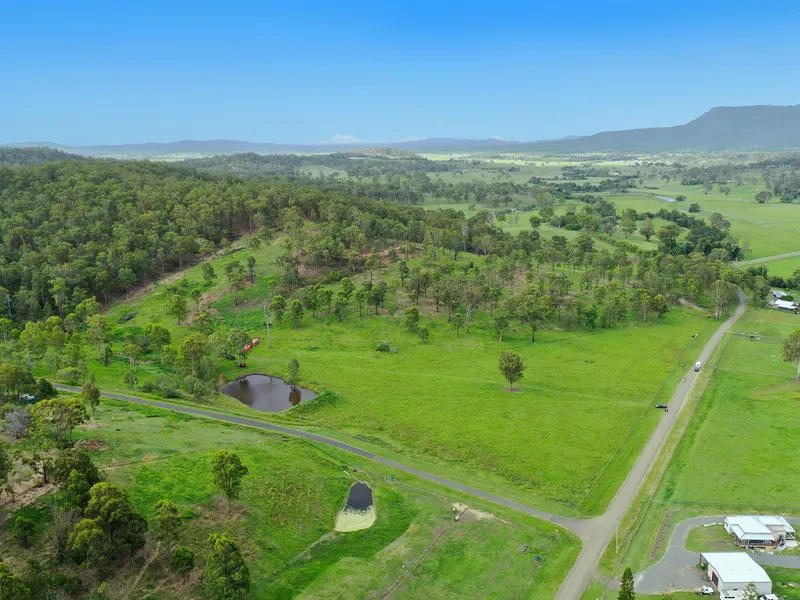 96 ACRES IN THE HEART OF EQUINE COUNTRY