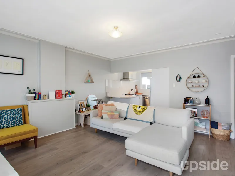 Fresh, Bright & Comfortable!