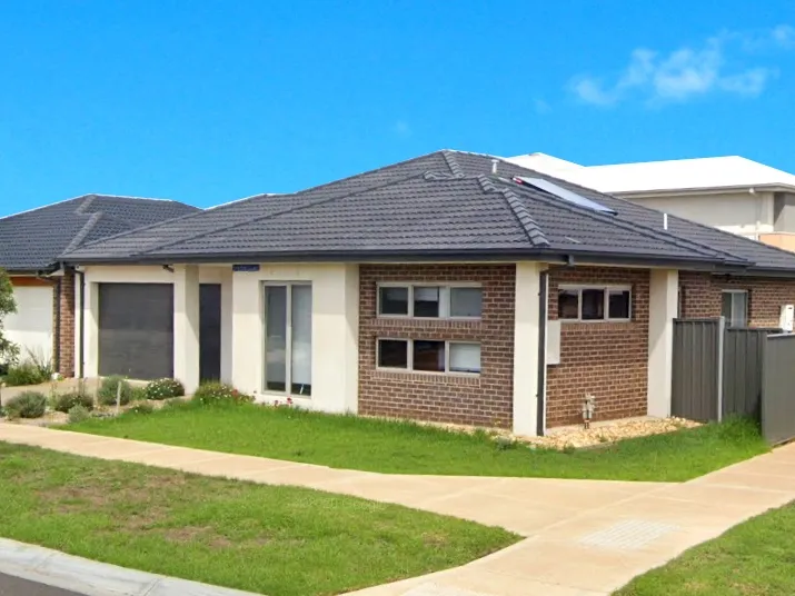 Family Home Overlooking Park Lands