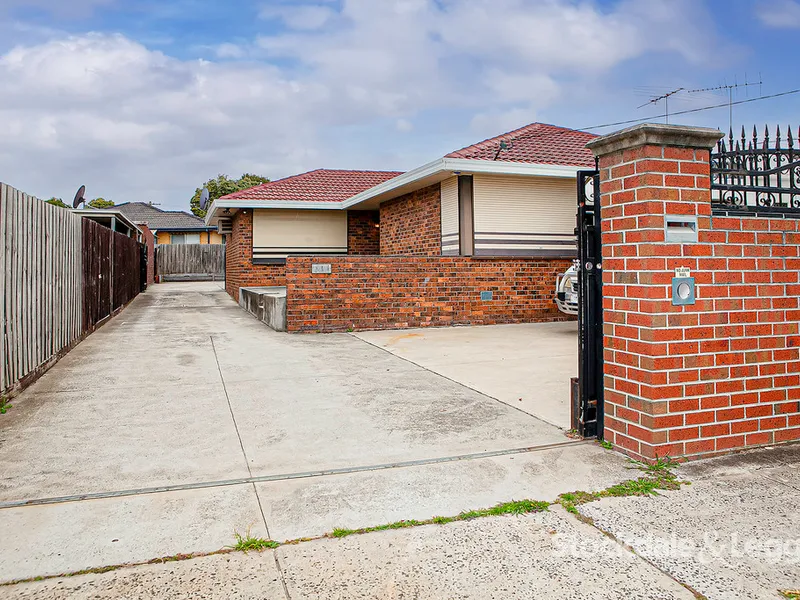 FANTASTIC PROPERTY FOR HOME BUSINESS (STP) PLUS COMFORTABLE BV