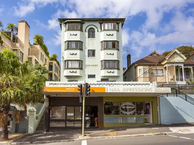 Centrally Located One Bedroom Apartment