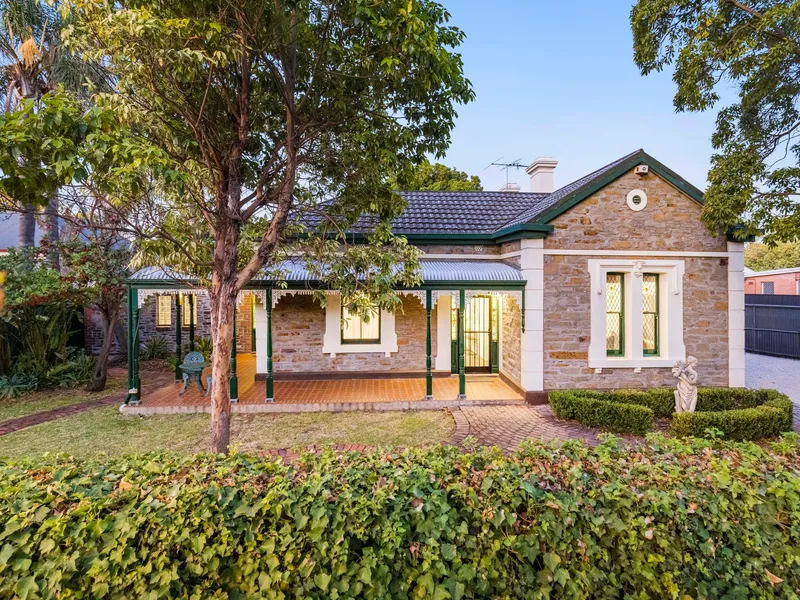 Resplendent C1900 stone villa with a few surprises, scope for more and those St. Peters' perks...