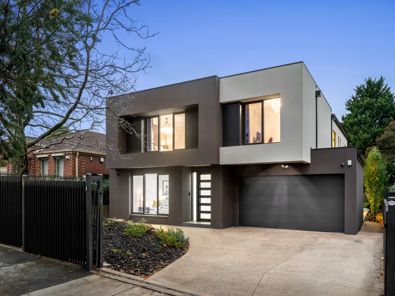 IMMERSE YOURELF IN A LUXURIOUS RESIDENCE