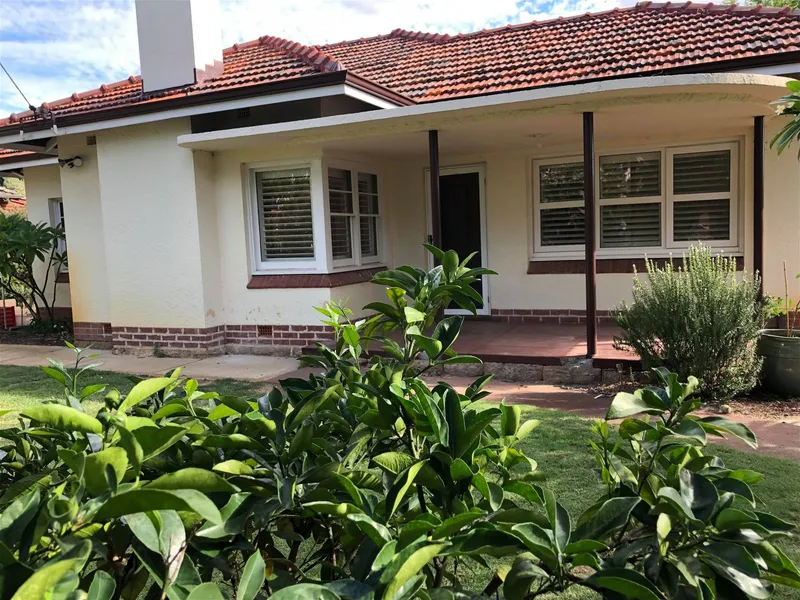 Beautiful family home in the heart of INGLEWOOD