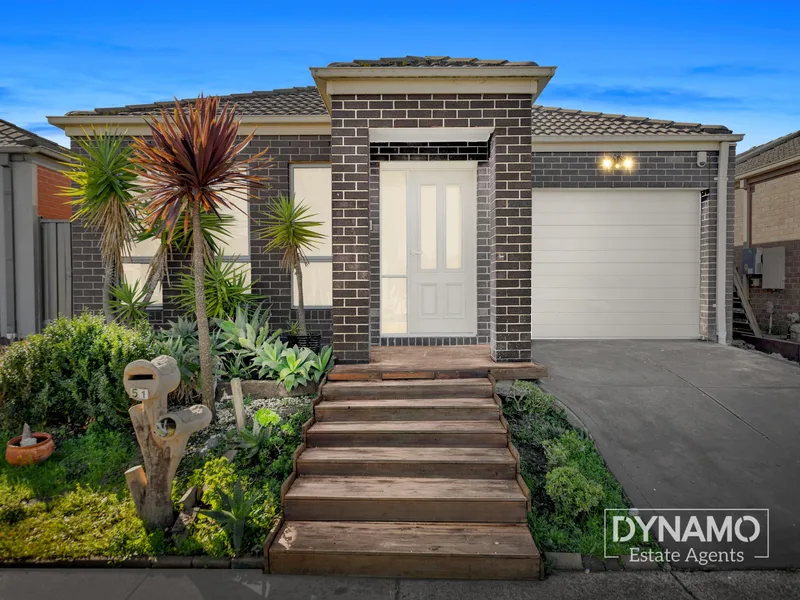 Walk to Craigieburn central and shops