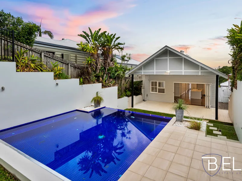 Classic Queenslander Charm With Designer Style And Luxury