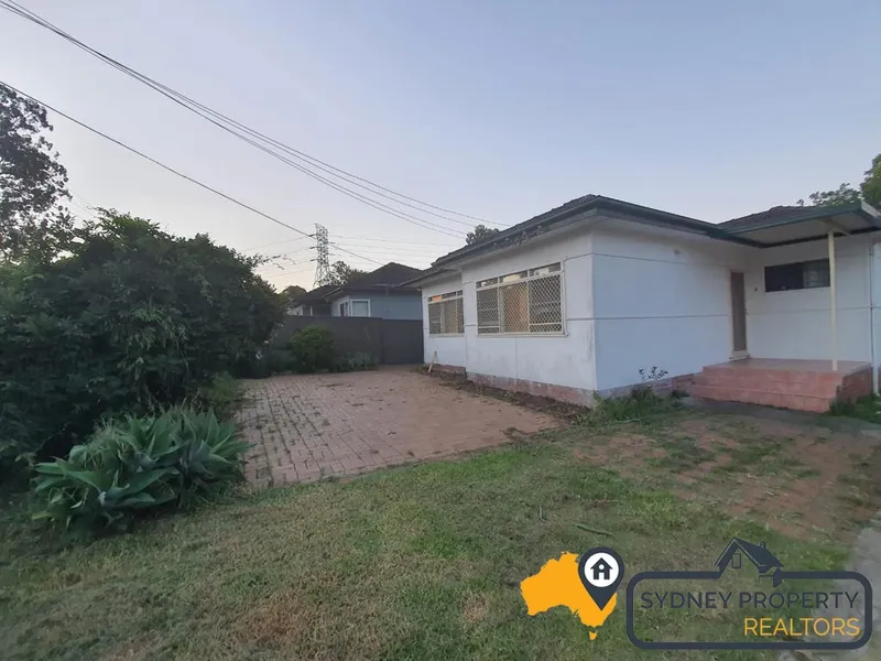 Spacious House in Toongabbie