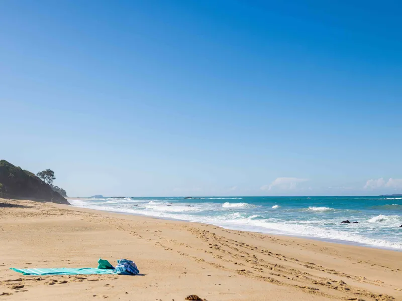 Quiet 1 bedroom Apartment - no shared walls