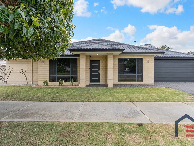 Street Front & Spacious!