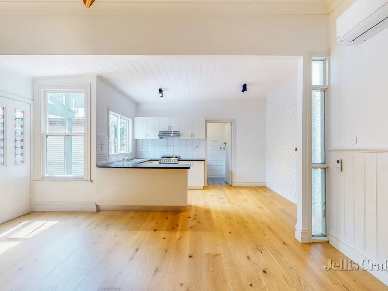 Spacious Two Bedroom Home Located in the Heart of Cremorne