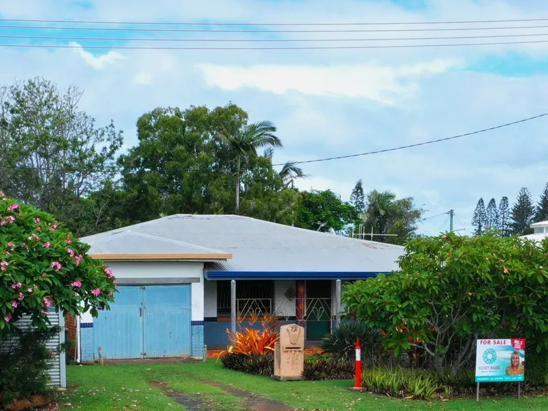 READY FOR A RENOVATION CHALLENGE