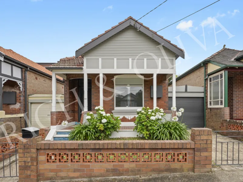 REGISTER TO INSPECT TUESDAY NIGHT 30/11 OR CONTACT AGENT