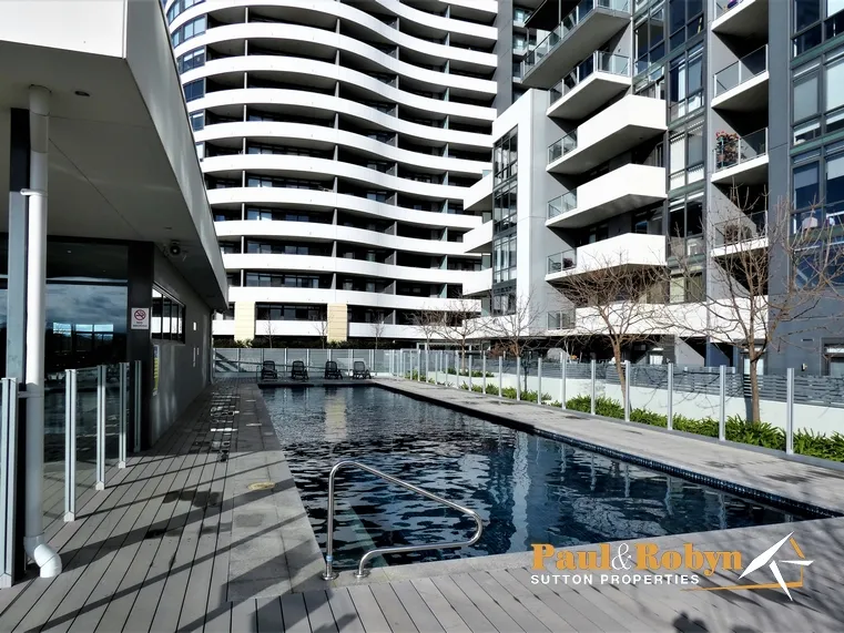 Investment Opportunity - Spacious 10th Floor “Altitude” Apartment - Currently leased at $420 p/w