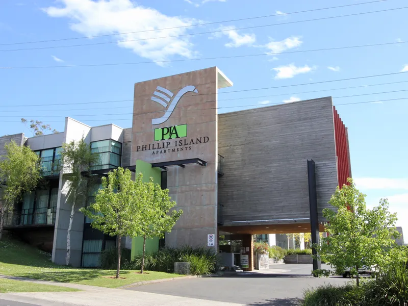 Fabulous Island Weekend Retreat!