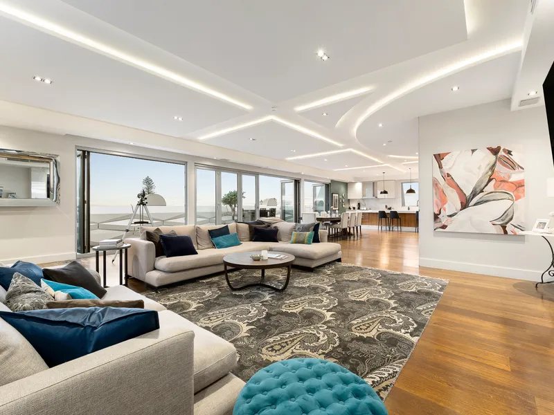 PLEASE CALL JACK JOHNSTONE 0426 241 841 OR NICK JOHNSTONE 0414 276 871 TO INSPECT