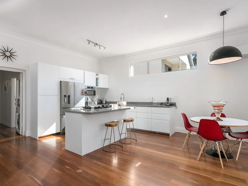 Beautifully renovated character home in fantastic location!