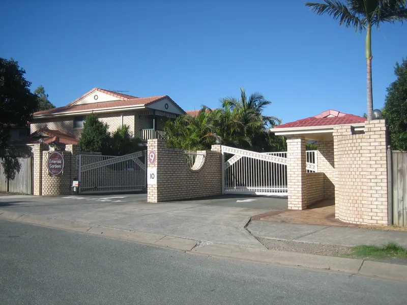ROBERTSON EMERALD GARDENS TOWNHOUSE TO LET