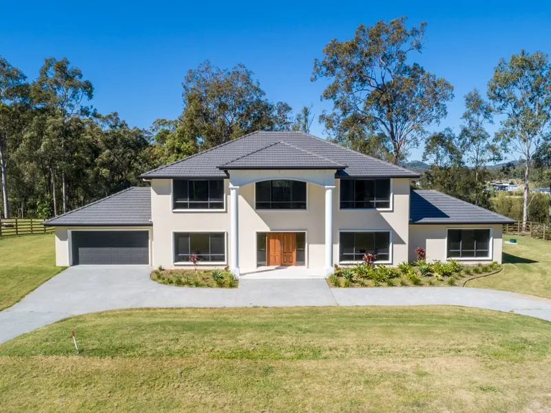 PRESTIGIOUS DUAL LIVING HOME