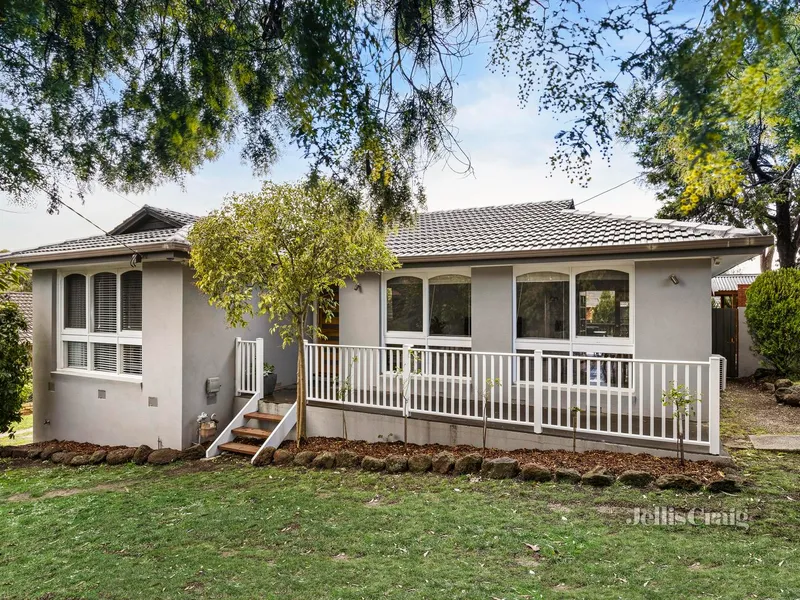 A family entertainer in sought after neighbourhood
