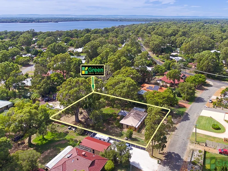 Half Acre with Room to Grow call Darren Ahearn 0427 989 454