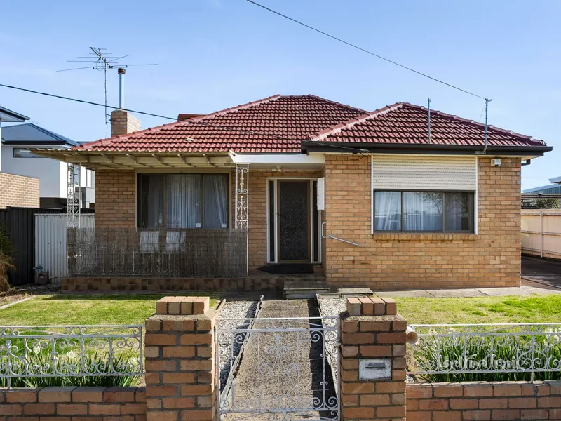 This neat and clean Brick veneer home will delight.