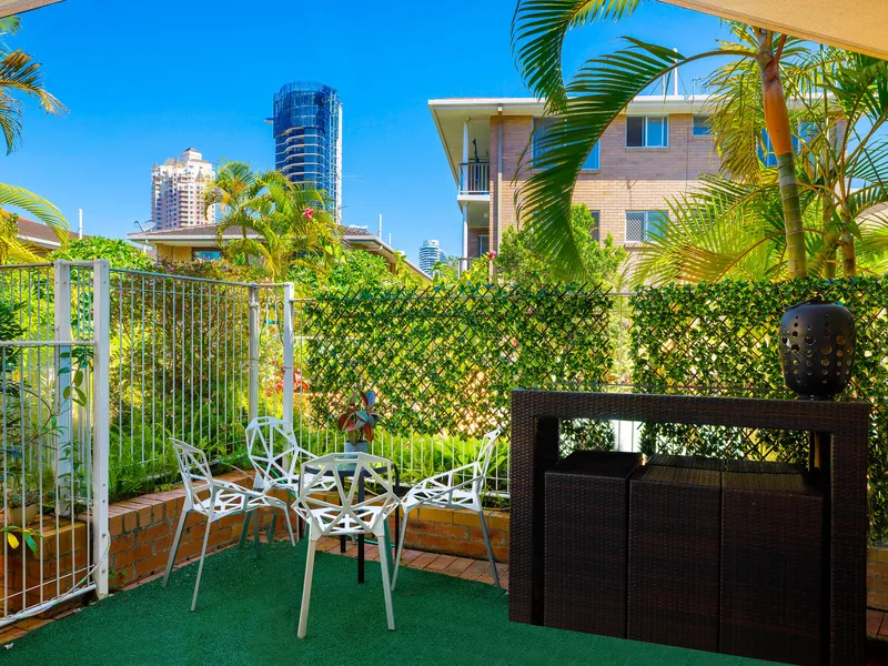 Highly Desirable 130 sqm Courtyard Apartment