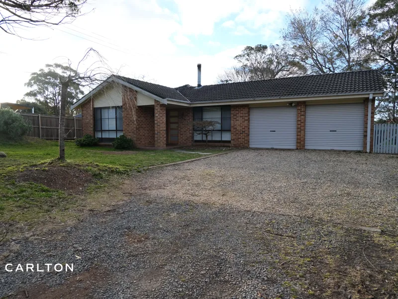 GENEROUS FAMILY HOME IN QUIET VILLAGE